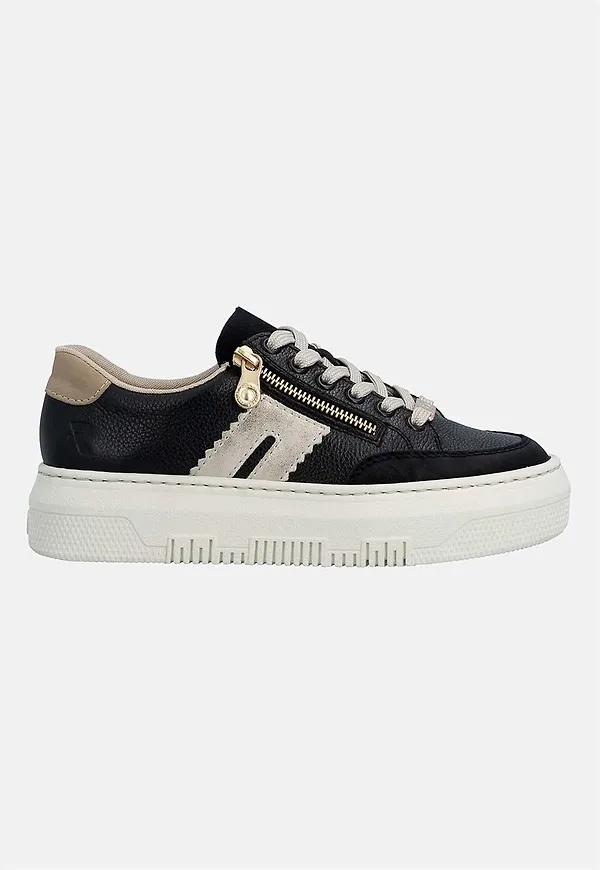 Sneaker i skinn