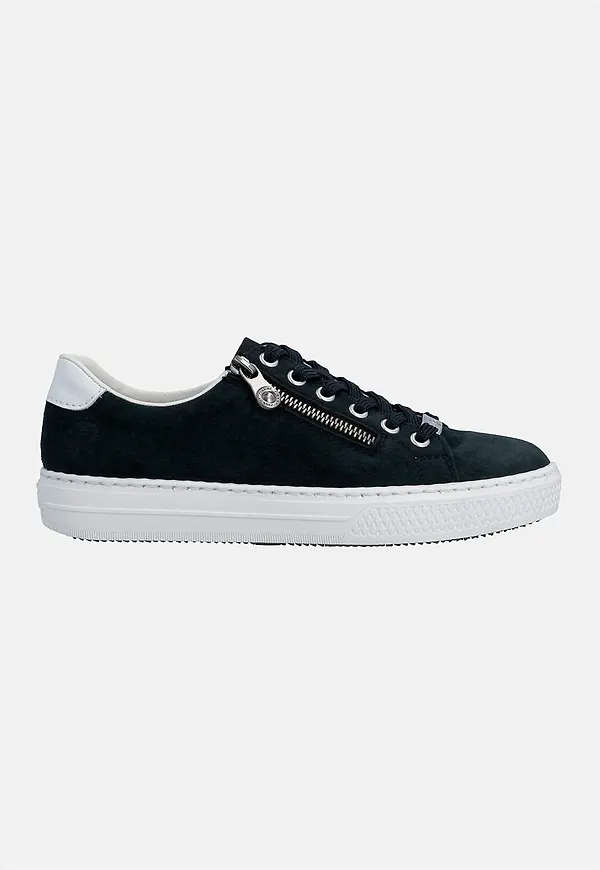 Sneaker i skinn