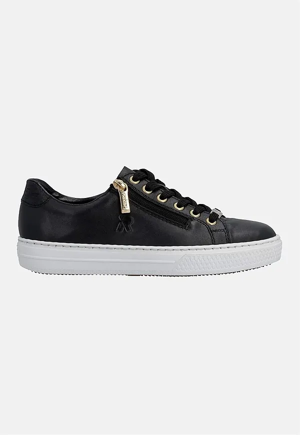 Sneaker i skinn