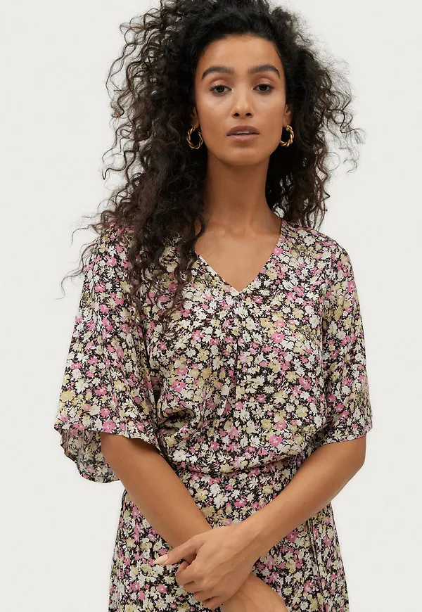 Soaked in Luxury - Blus slVioletta Top SS - Gul