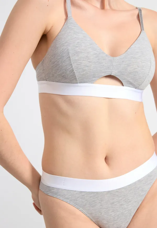 Soft bh med cut-out detalj