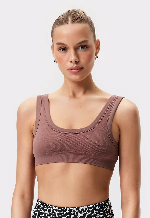 Soft Rib Seamless Topp