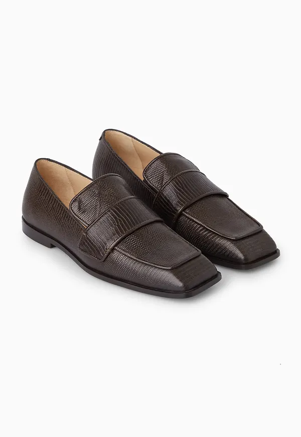 SQUARE-TOE LEATHER LOAFERS