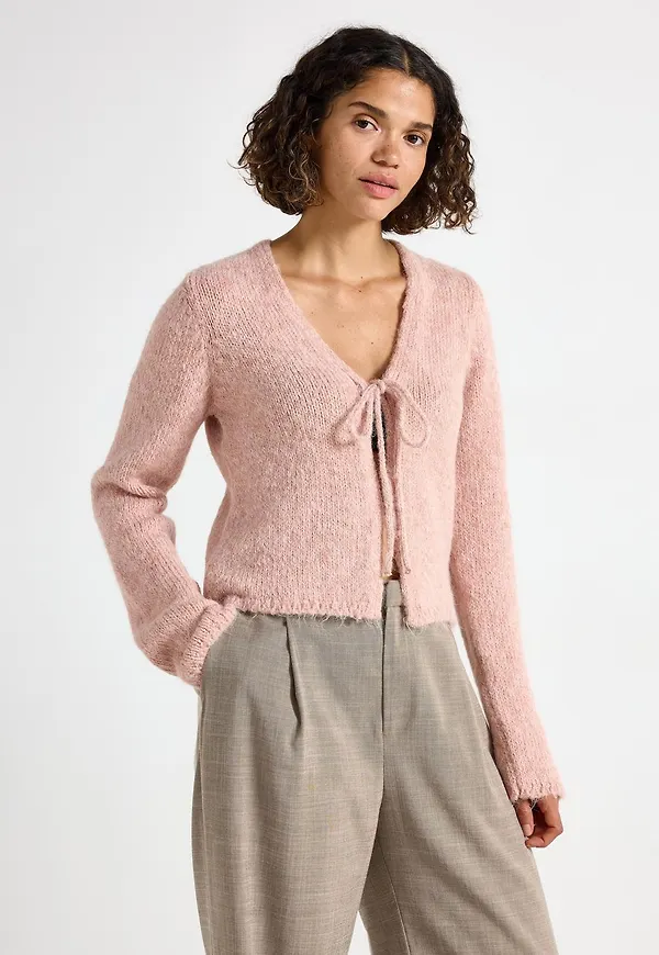 Stickad cardigan