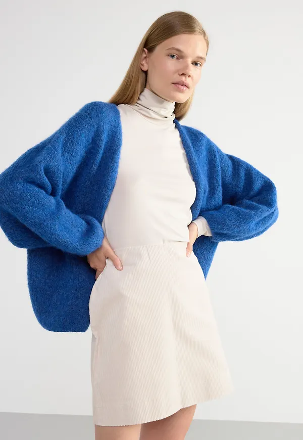 Stickad cardigan