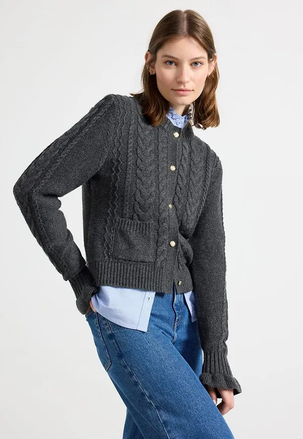 Stickad cardigan