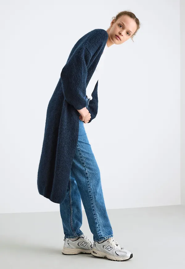 Stickad cardigan