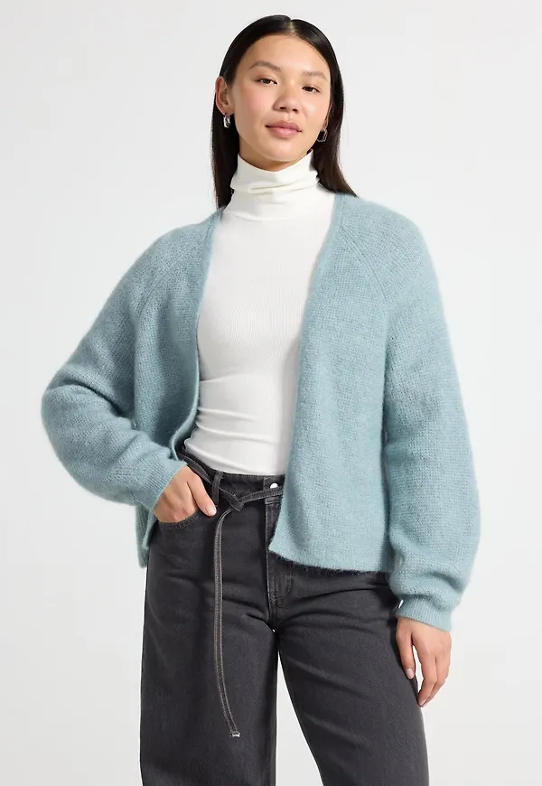 Stickad cardigan i ullblandning