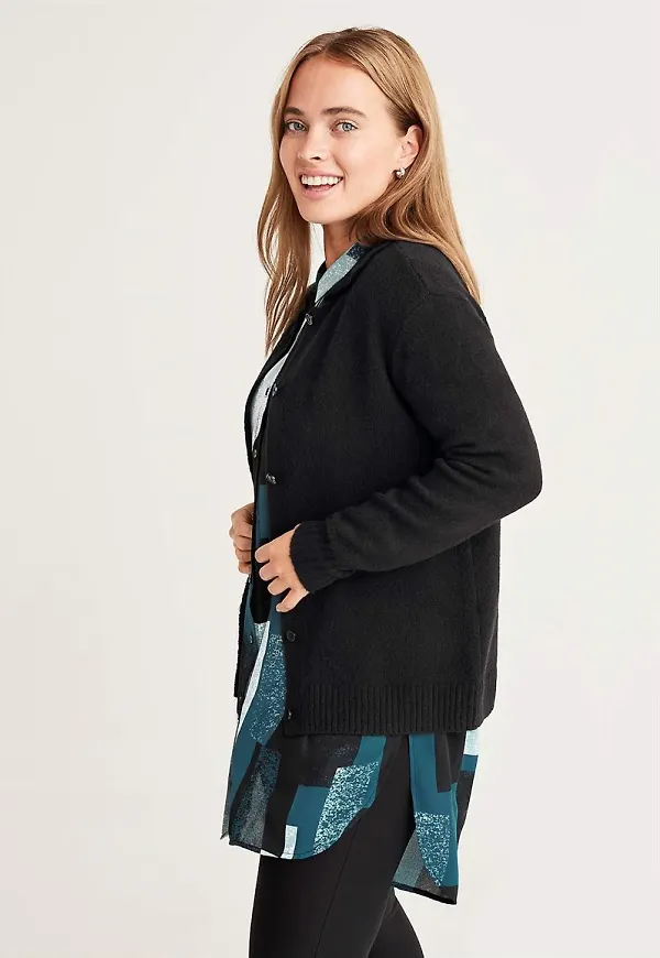 Stickad cardigan med krage