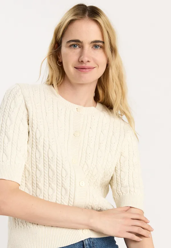 Stickad kortärmad cardigan