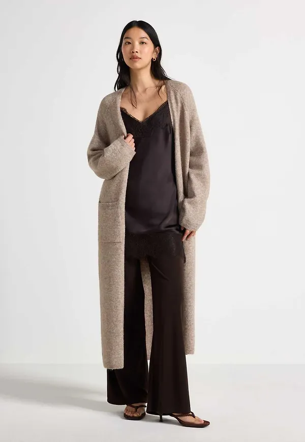 Stickad lång cardigan