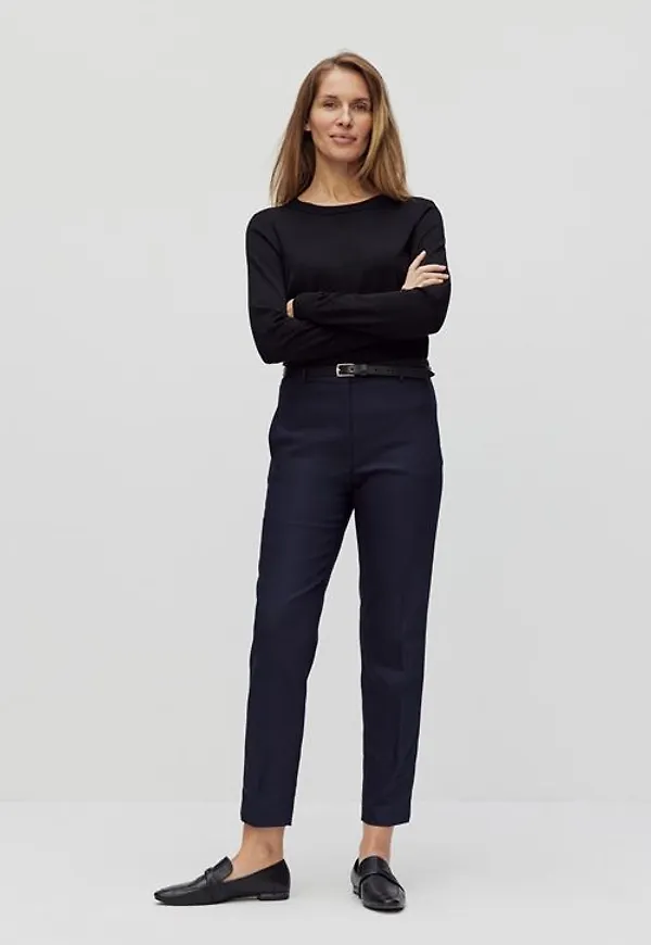 MQ Marqet Stockh lm Desi Trousers Kostymbyxor Navy Dam 46