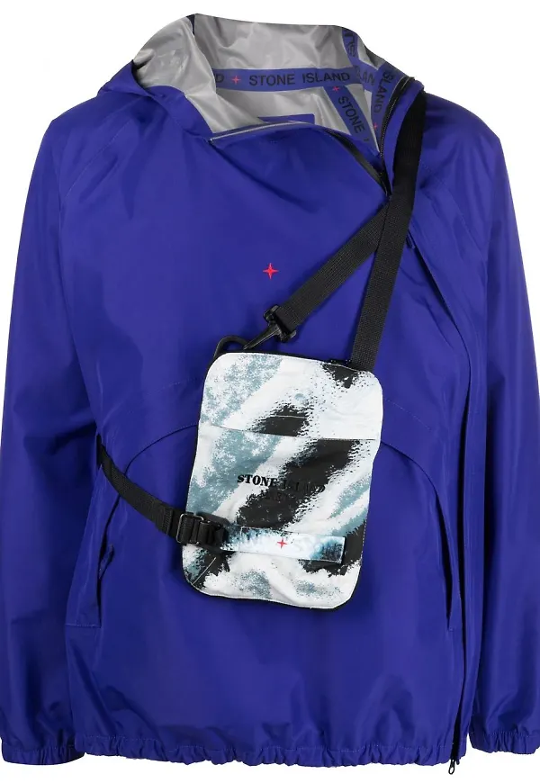 Stone Island jacka med huva - Blå
