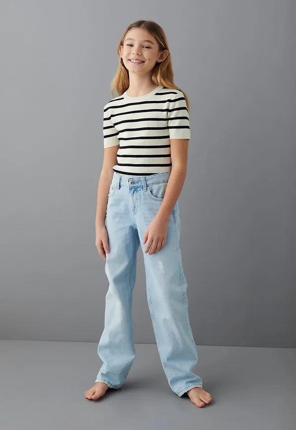 Straight jeans