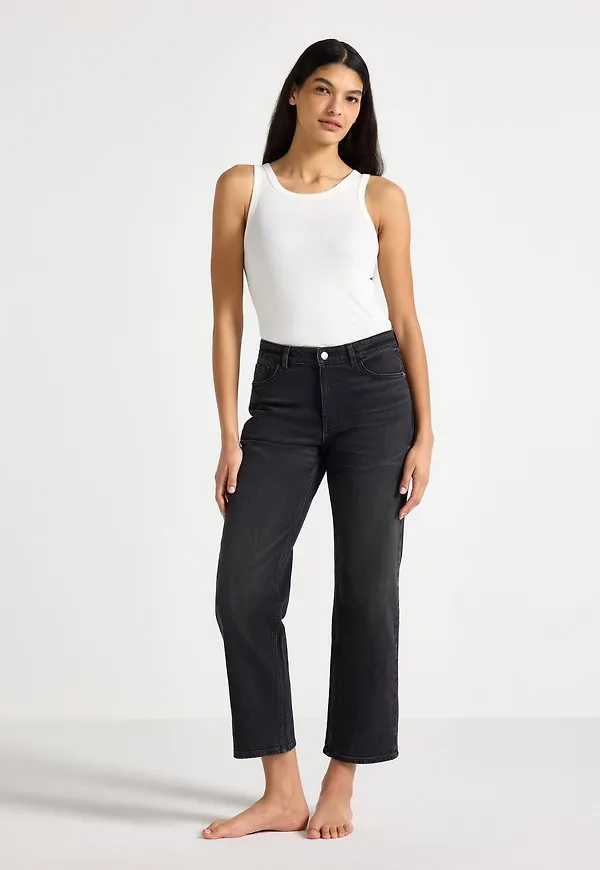 STRAIGHT Nea cropped jeans med lätt stretch
