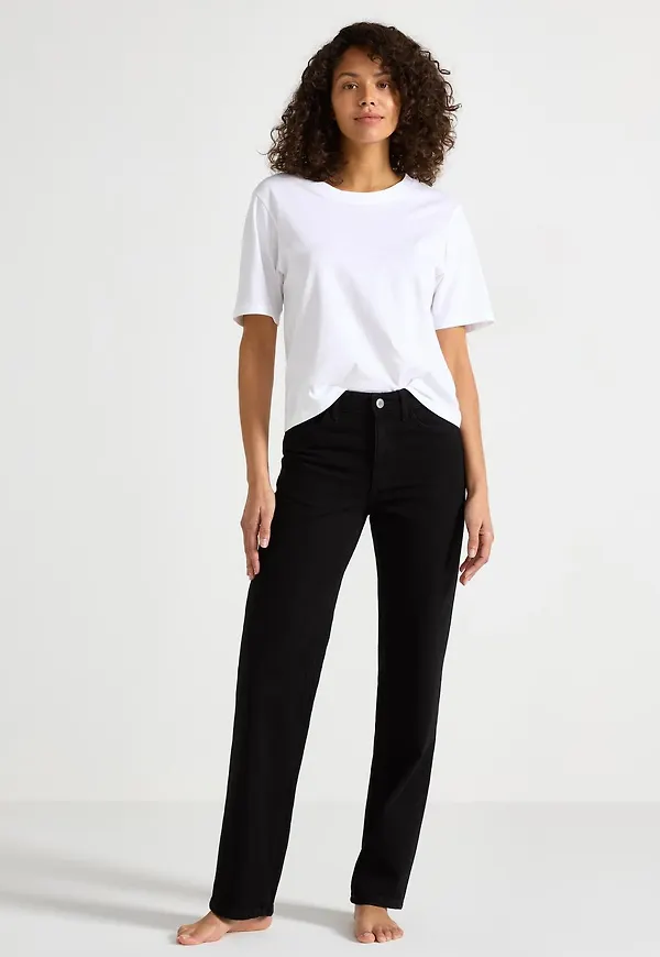 STRAIGHT Nea jeans med lätt stretch