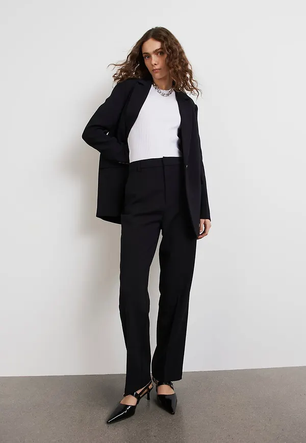 Straight REGULAR trousers