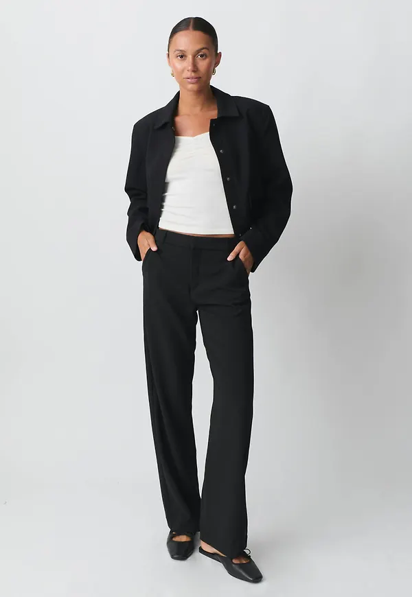 Gina Tricot - Straight regular trousers - Kostymbyxor - Svart - 36 - Dam