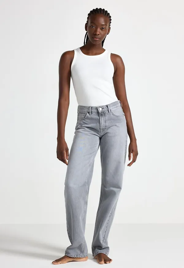 STRAIGHT Sia extra långa jeans