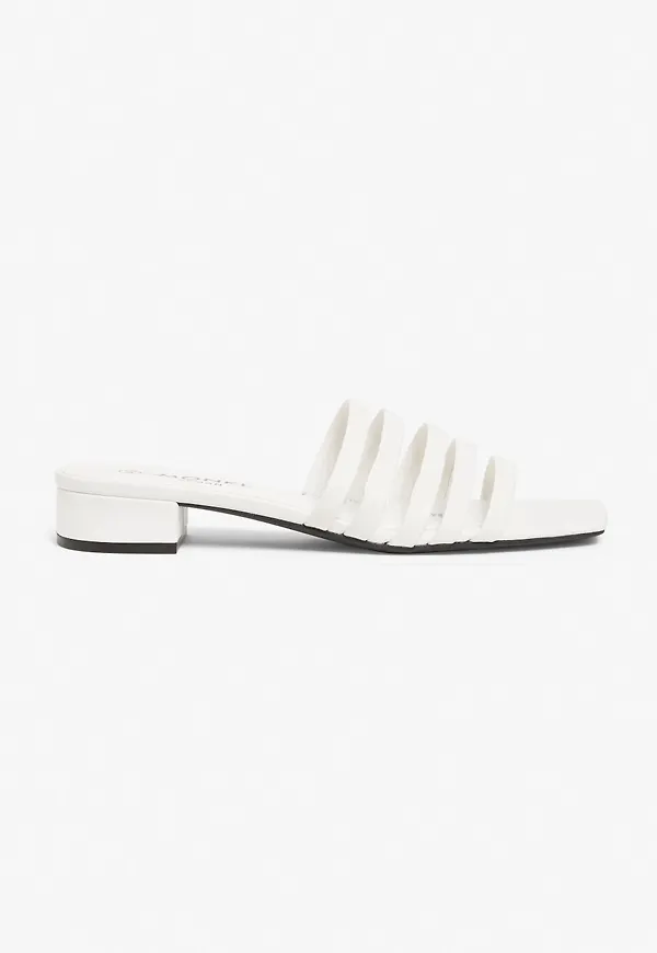 Strappy sandals - White