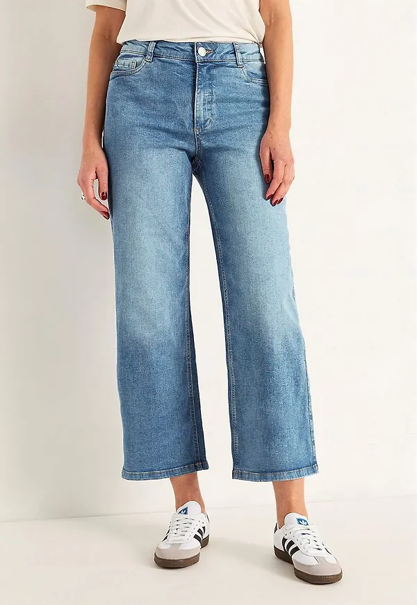 Stretchiga ankeljeans