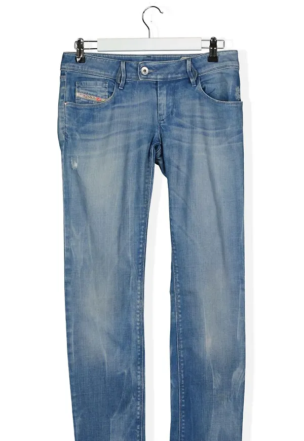 Stretchjeans från Diesel, strl W27