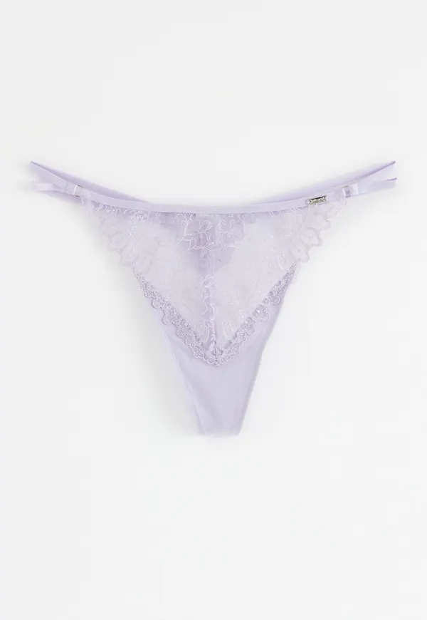 String low waist trosa med spets