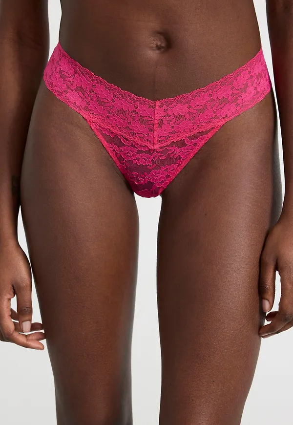 Stringtrosa low waist med spets