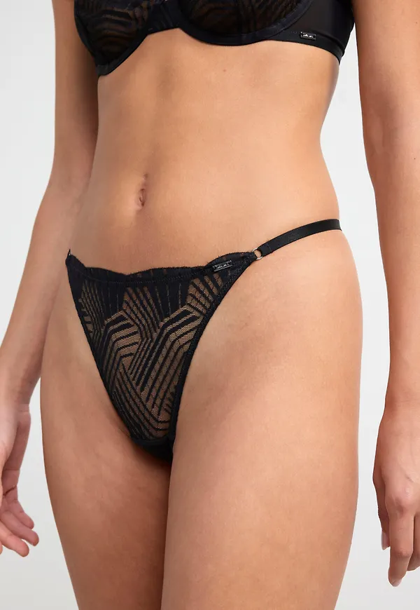 Stringtrosa low waist