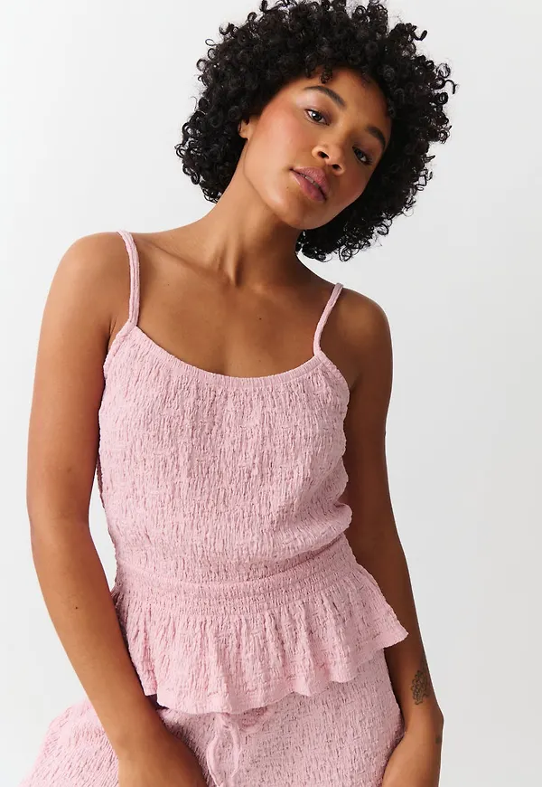 Structure smock singlet