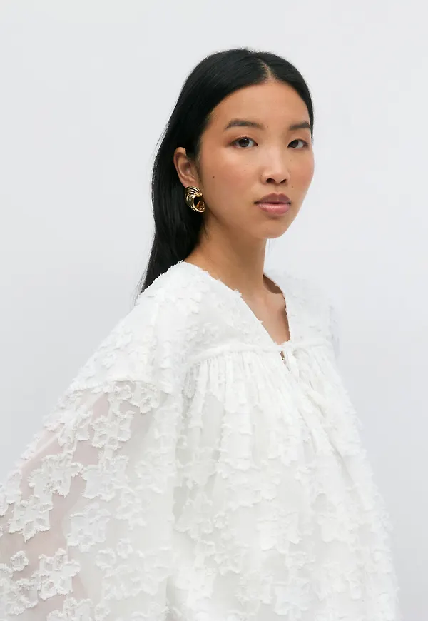 Gina Tricot - Structured blouse - blusar - Vit - XS - Dam