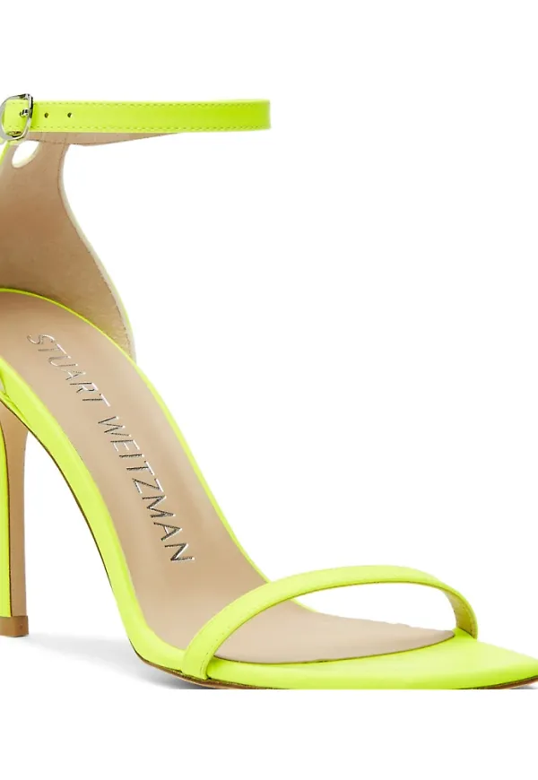 Stuart Weitzman Sandaler Gul, Dam