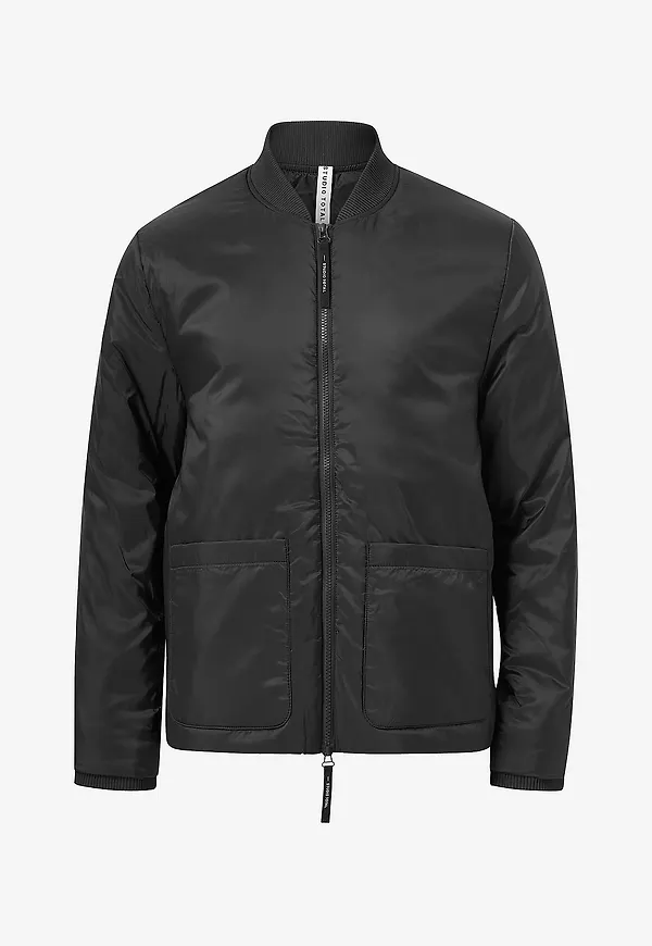 Studio Total - Recycled Padded Bomber - Svart