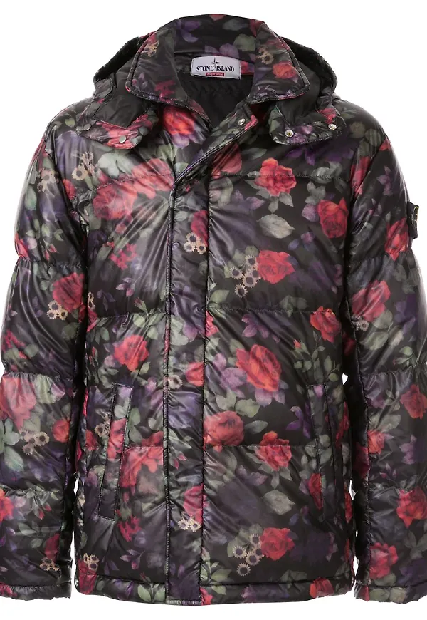 Supreme x Stone Island puffjacka - Svart