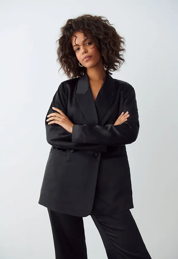 Sussi satin blazer