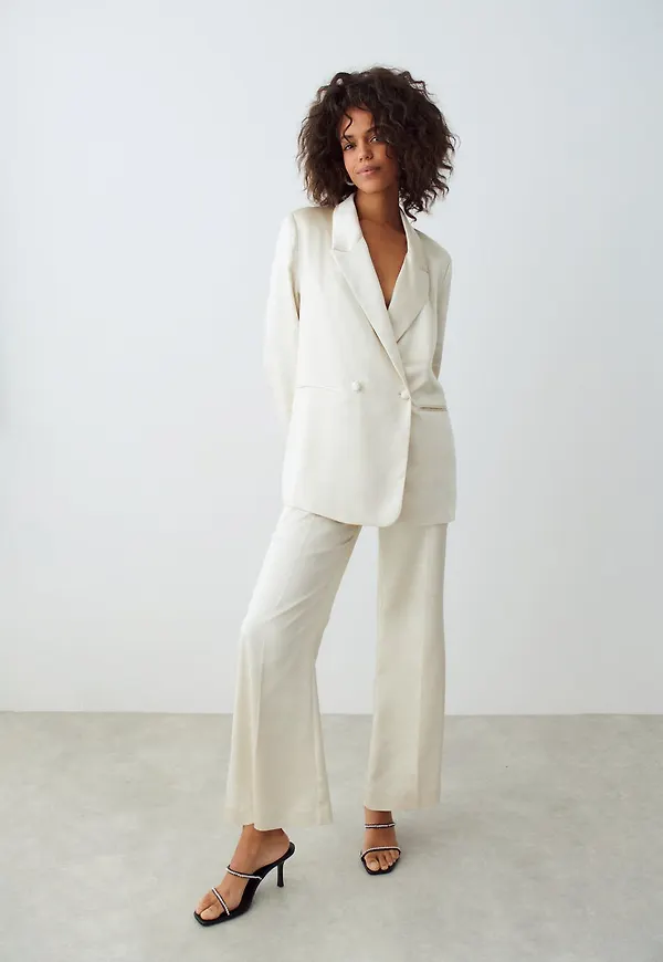 Sussi satin blazer