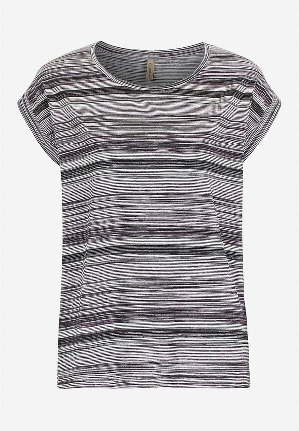 Tshirts dam (2024) • Rea på snygga modeller online Alissa