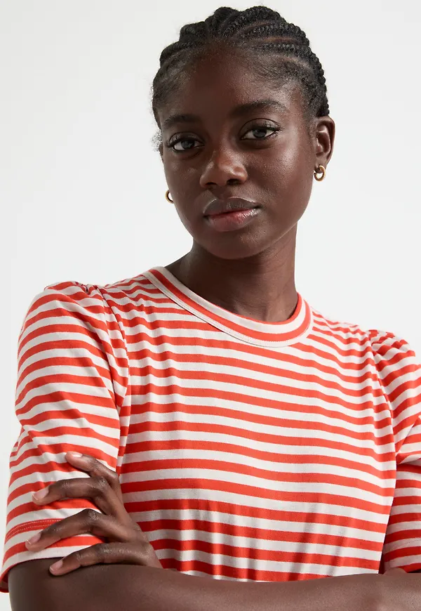 T-shirt med puffärm i bomull