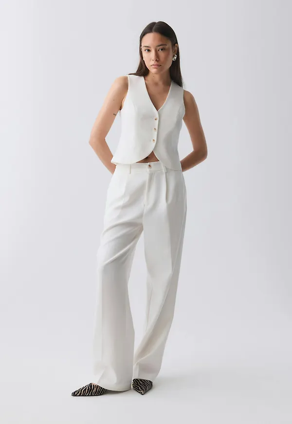 Tailored wide trousers
