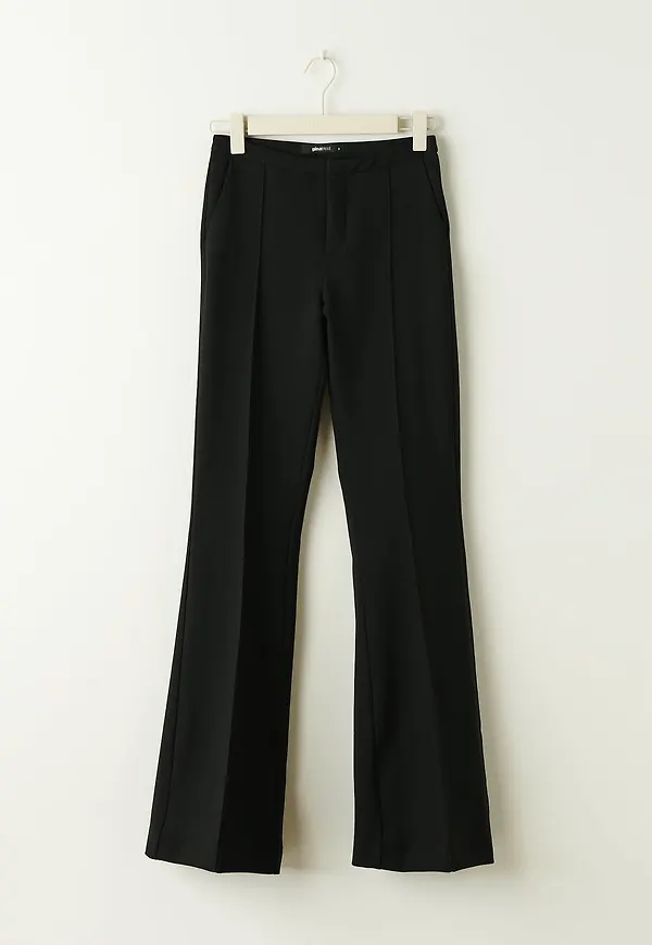 Gina Tricot - Tall bootcut trousers - utsvängda byxor - Svart - XS - Dam