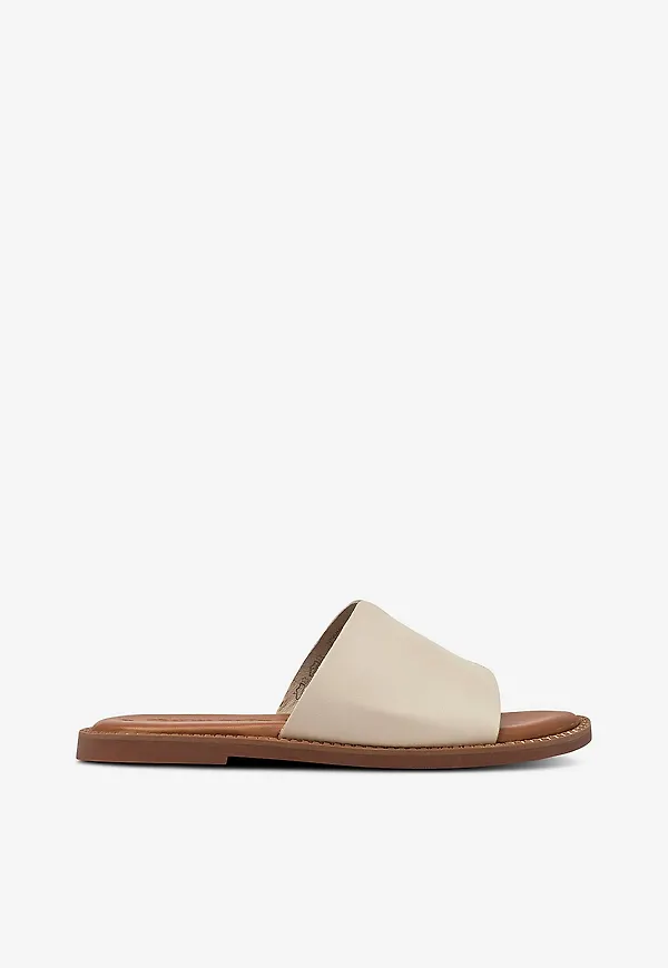 Tamaris - Slip on - Beige