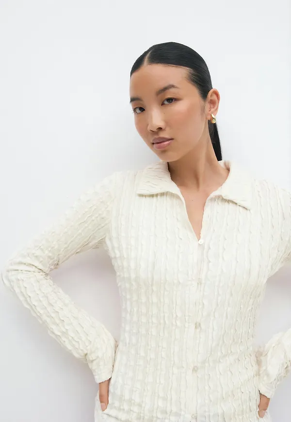 Gina Tricot - Textured shirt top - Långärmade toppar - Vit - XS - Dam