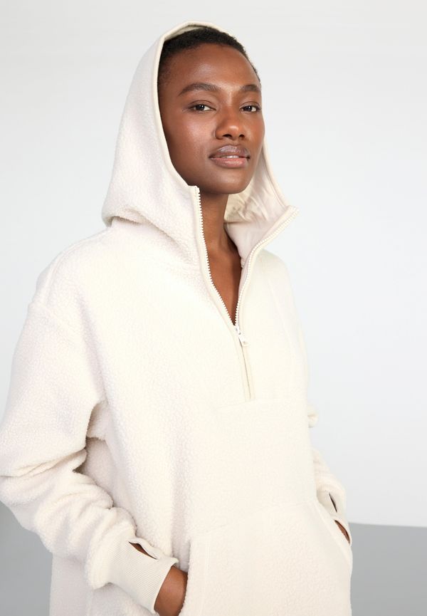 THERMOLITE® hoodie med halvlång dragkedja