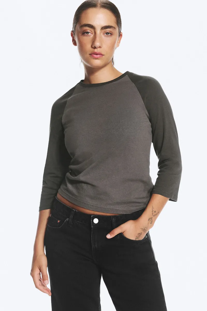 Three-quarter sleeve raglan top