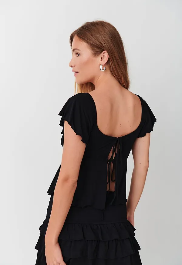 Tie back top