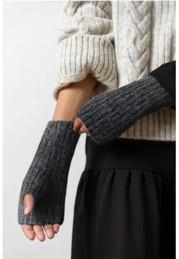 Tir Knitted Gloves - Dark Grey Melange