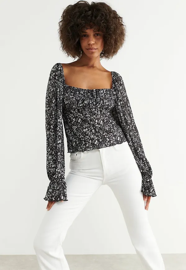 Tiril top