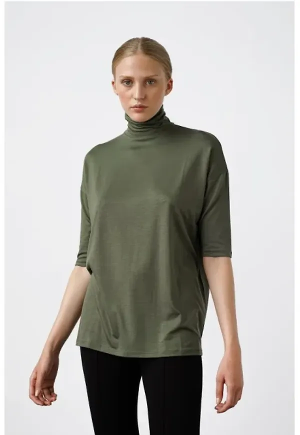 Tomasine Turtleneck Top - Forest