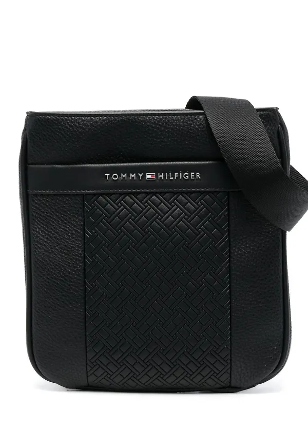 Tommy Hilfiger Central liten axelremsväska - Svart
