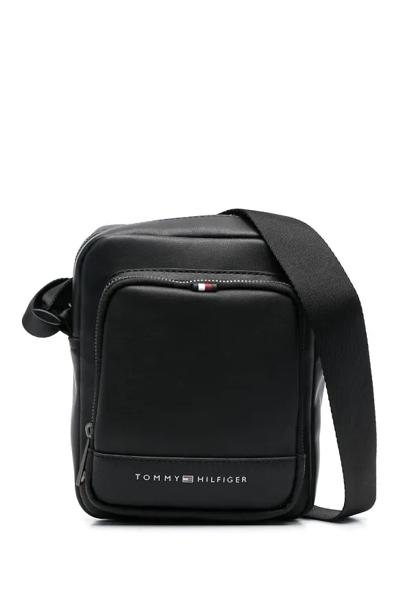 Tommy Hilfiger kurirväska med pouch - Svart
